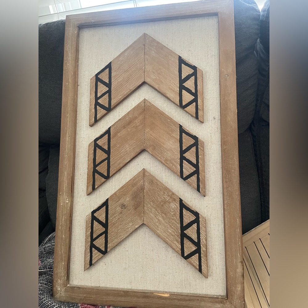 Rustic Arrow Decor